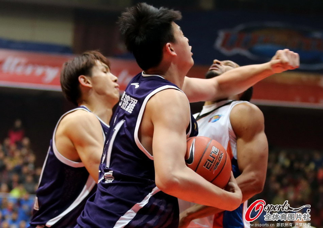 四川东莞双方大打出手