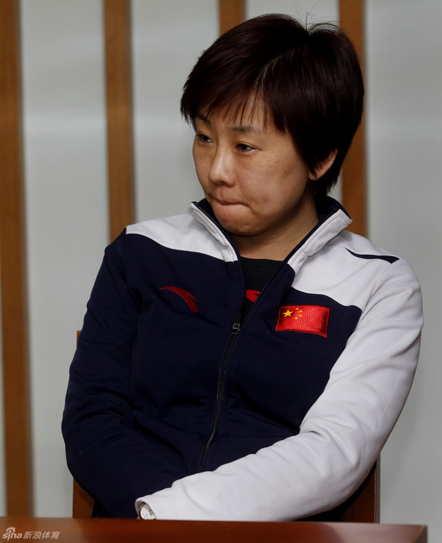 短道速滑队队医出席发布会