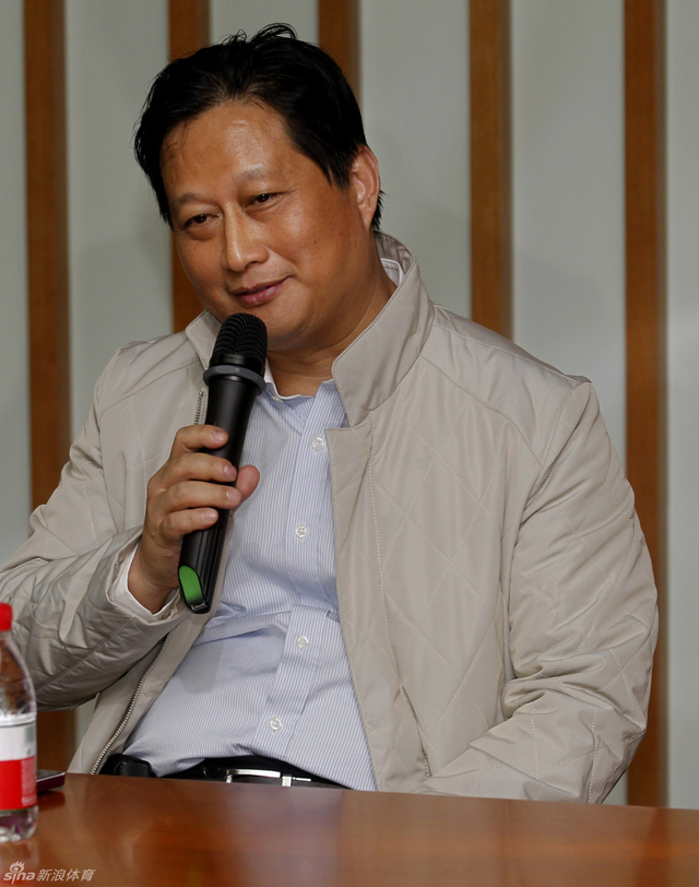 复旦大学附属华山医院陈世益医生接受采访