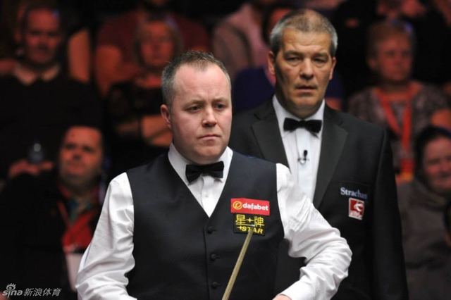 裁判沃哈斯紧盯巫师