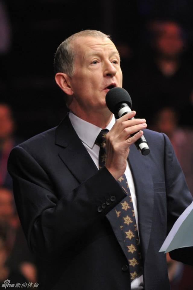 现场嘉宾戴维斯