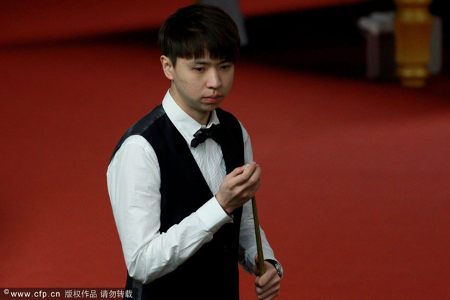 肖国栋冷静思考