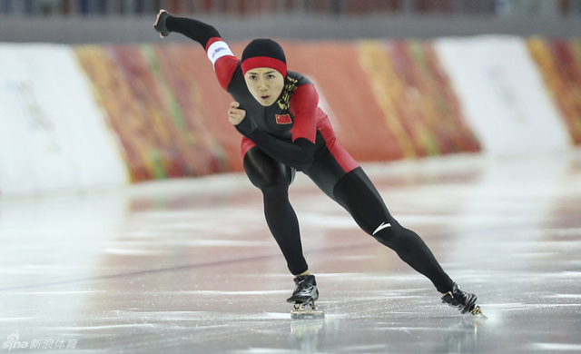 新浪直击速滑女500米