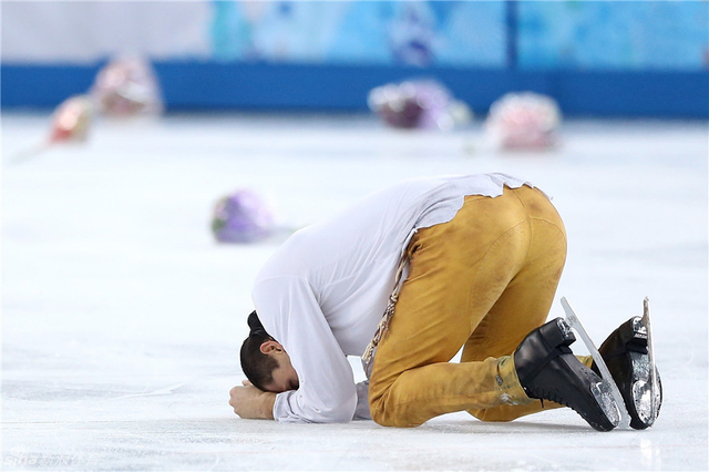 特兰科夫激动得难以自控