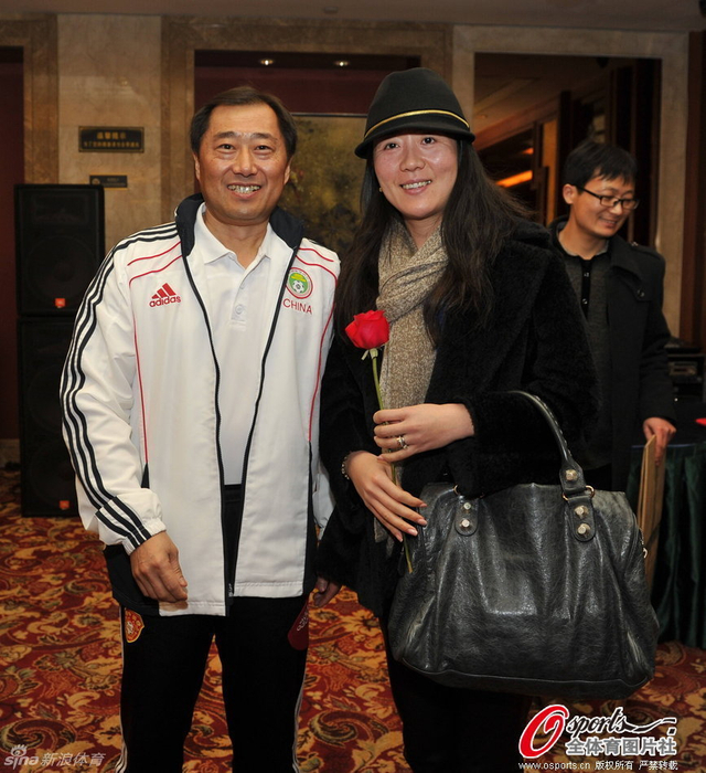 浦玮情人节退役仪式