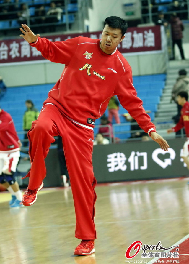 赛前热身