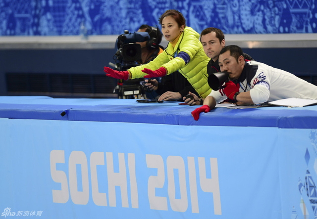 李琰教练很紧张