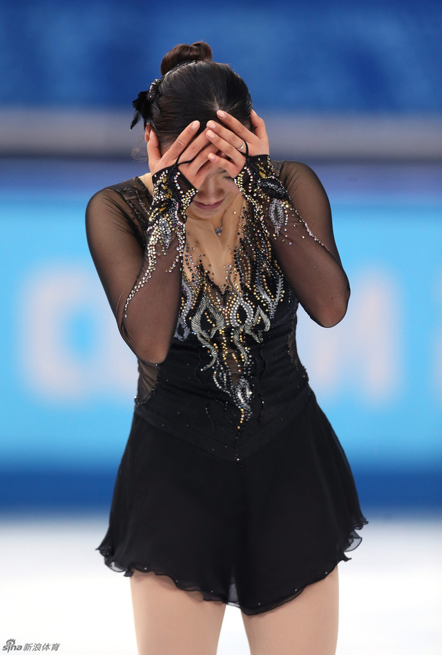 金海珍遗憾掩面