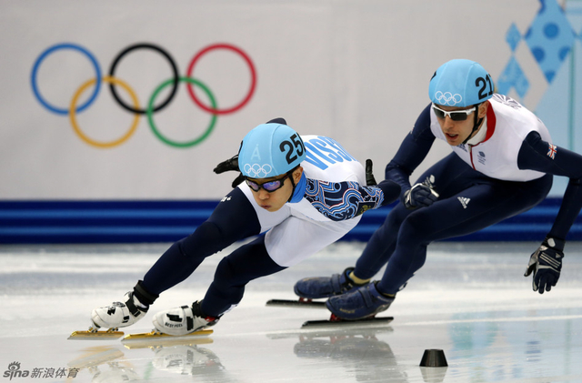 参赛选手在比赛中