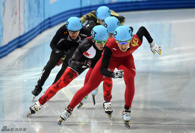 武大靖领先冲刺