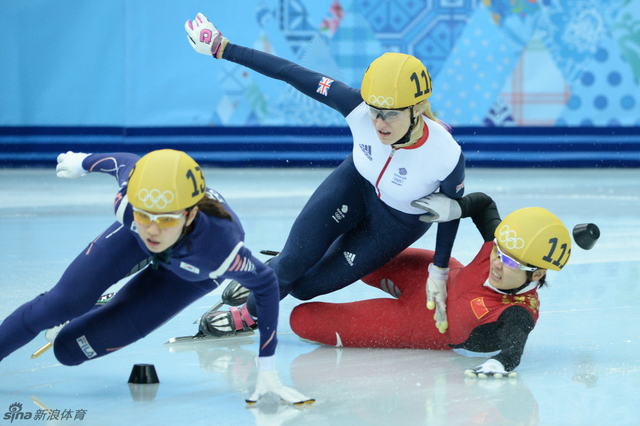 李坚柔倒地瞬间