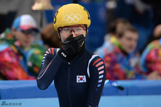 朴胜义激动得哭了