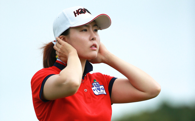 比赛中的郑艺娜