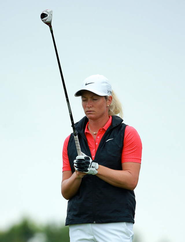 佩特森准备开球