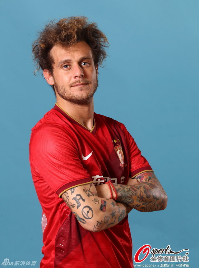 迪亚曼蒂半身照