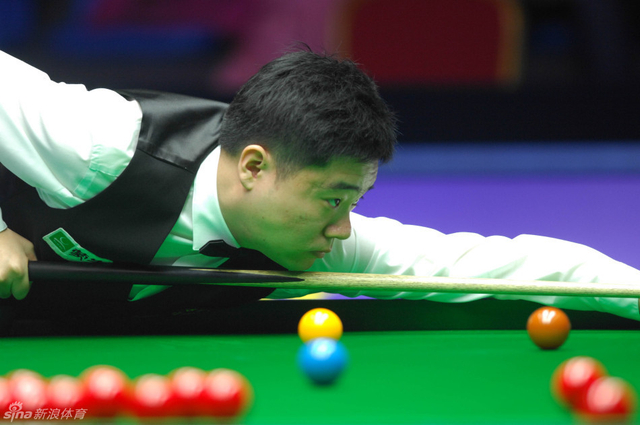 丁俊晖进攻瞬间