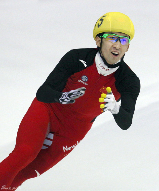 武大靖激动过线