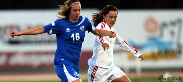 黄旖旎在比赛中突破