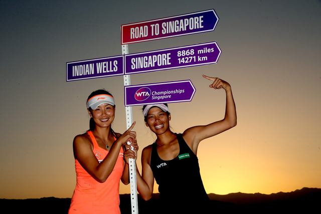 彭帅谢淑薇留影