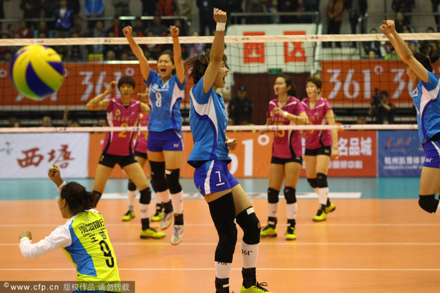 天津队员激情庆祝