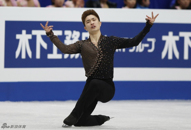 闫涵暂列第五名