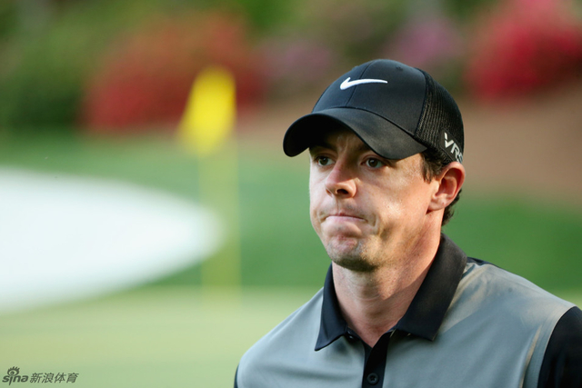 麦克罗伊表情凝重