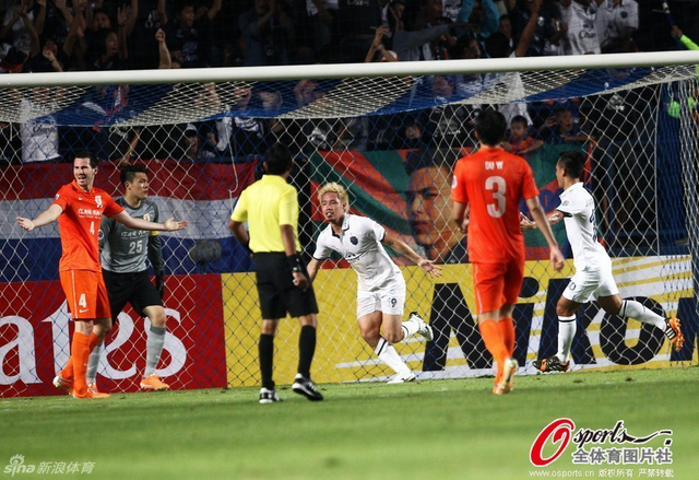 平野甲斐破鲁能门