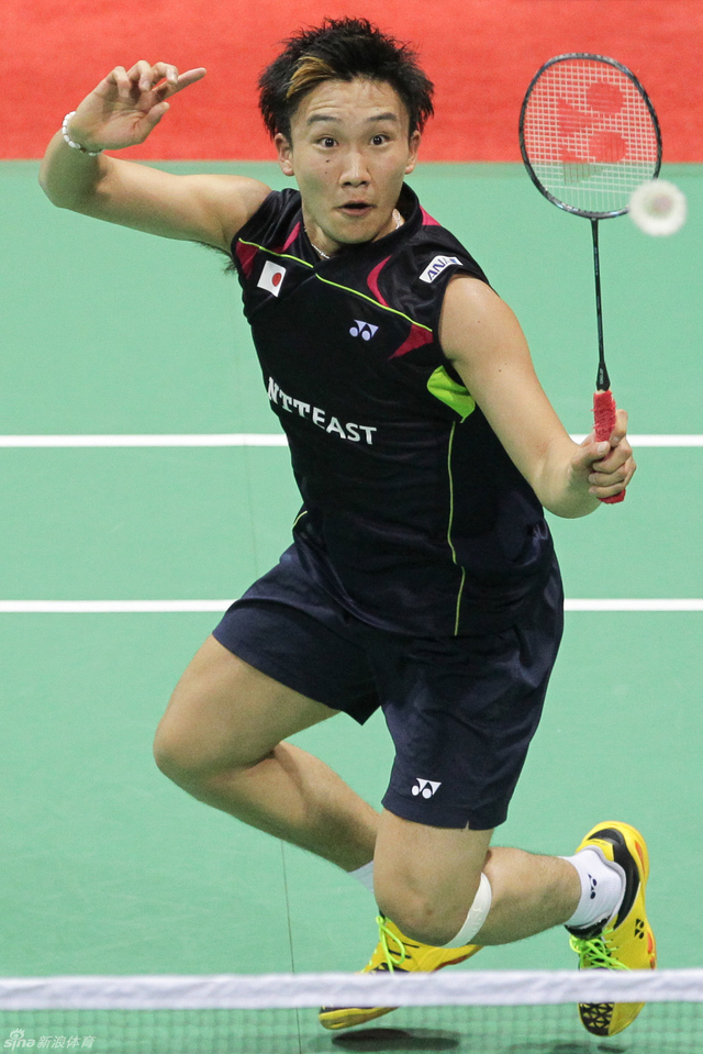 桃田贤斗防守扑球