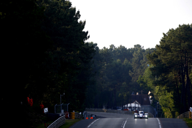 丰田车组在比赛中