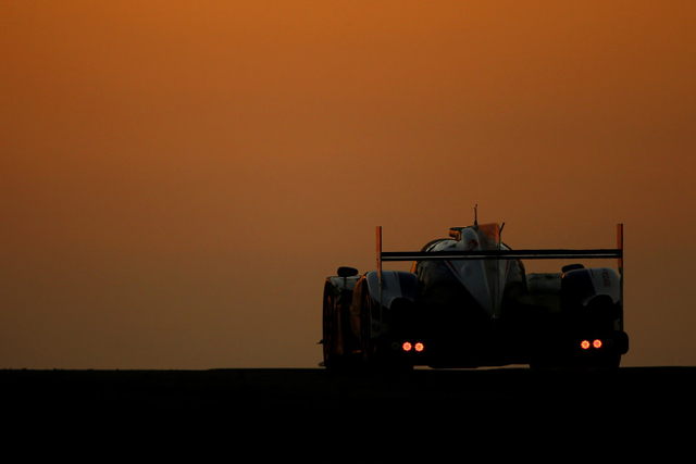 奥迪车组在比赛中