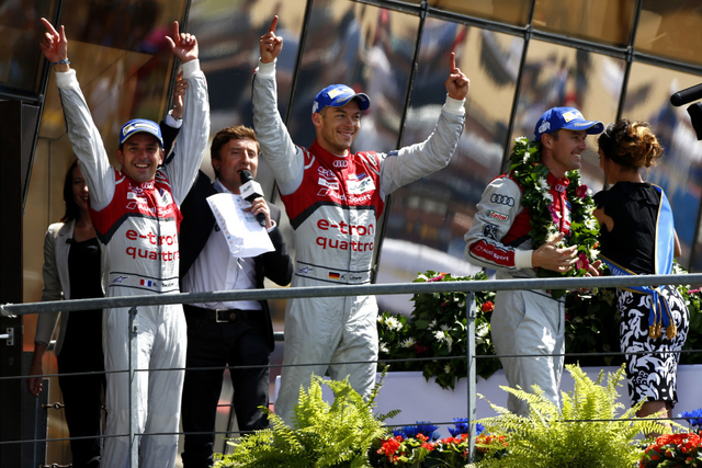 奥迪车队庆祝夺冠