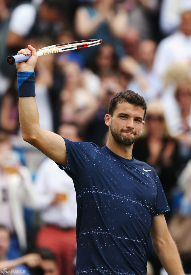 季米庆祝萌态尽显