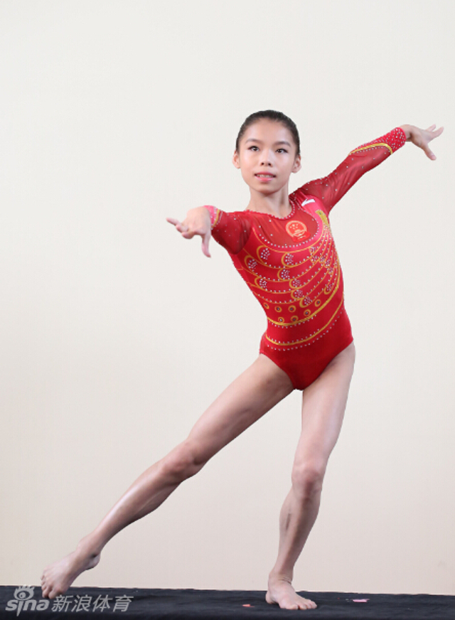 商春松展现华丽体操动作