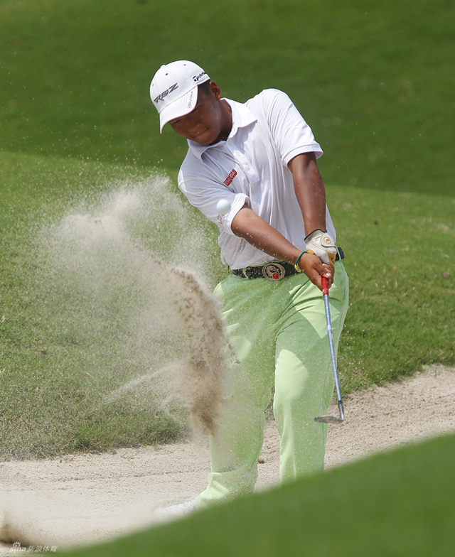 刘子威沙坑击球