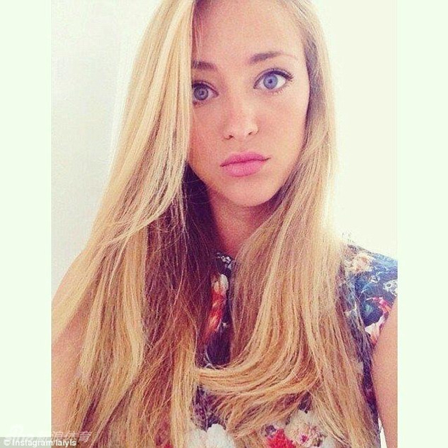 桑切斯的25岁女友莱亚-格拉茜