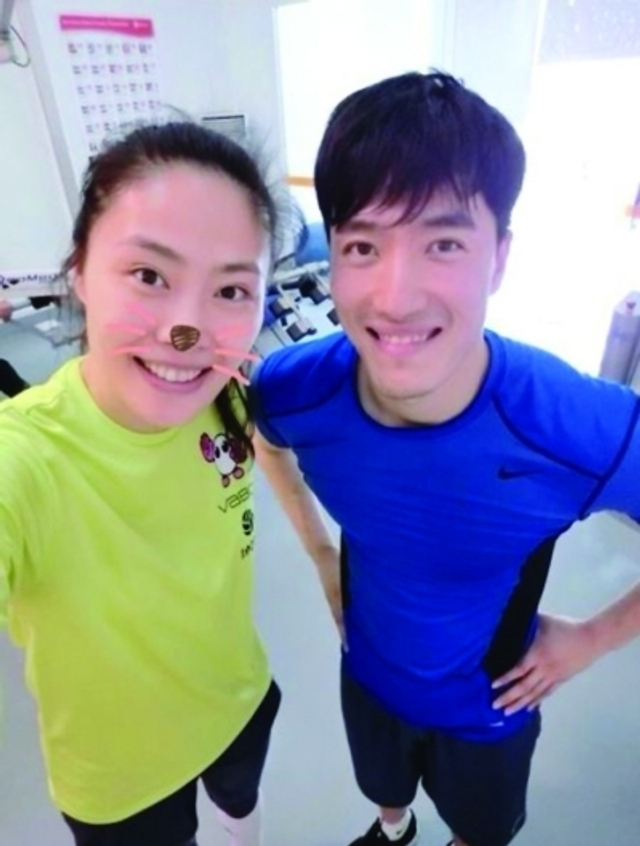 刘翔和马蕴雯搞怪