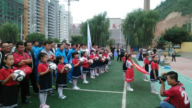 谁是球王海选开幕