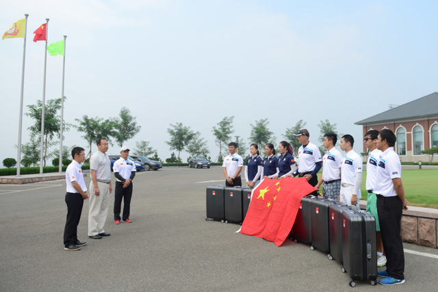 发放国家队装备