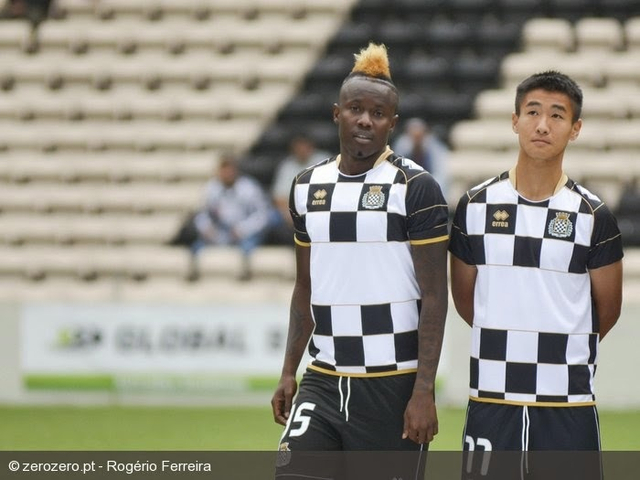 韦世豪在比赛中