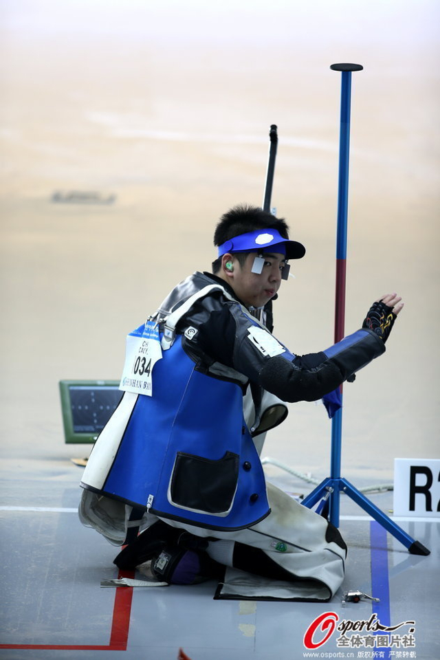 中国选手曹逸飞