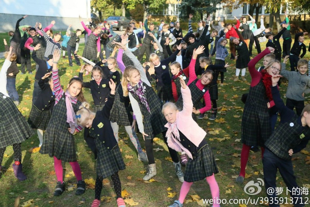 中国第八套广播体操走进立陶宛小学