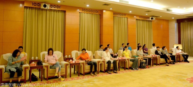 “十年庆”纪念座谈会