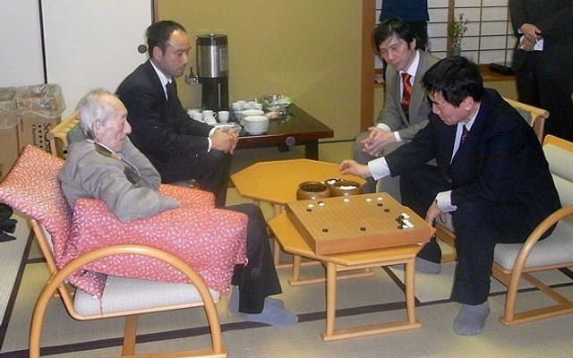 吴清源到场观战棋圣战