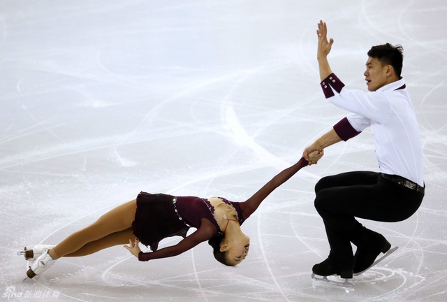 彭程张昊在比赛中