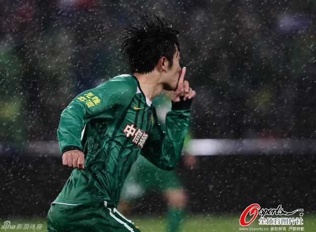 12年中超末轮,张稀哲补时绝杀恒大