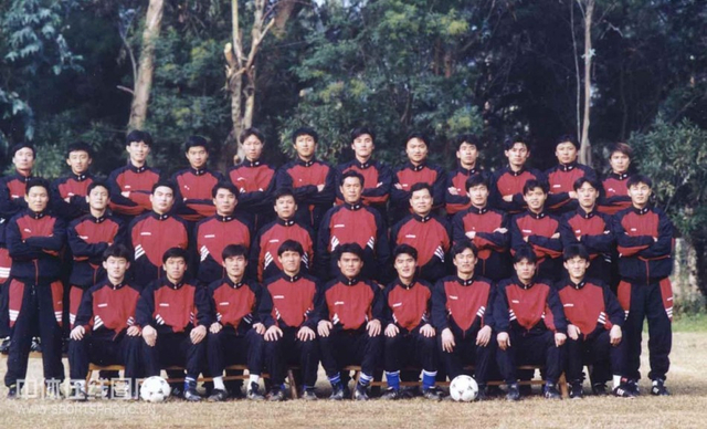 中国足球队冲击第16届世界杯