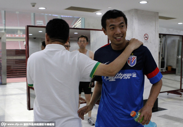 京沪大战上演老友记 