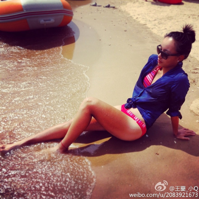网球美女王蔷私人美照