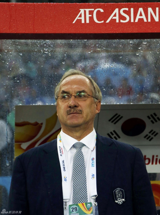 韩国主帅施蒂利克