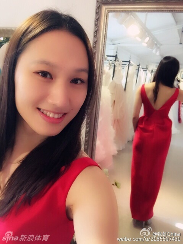 红色礼服